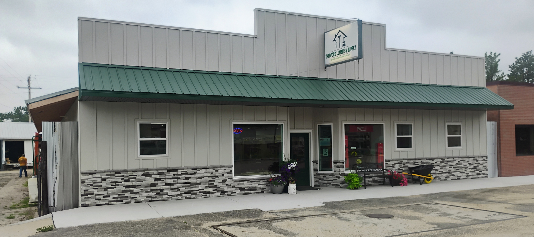 Thedford Lumber store front.